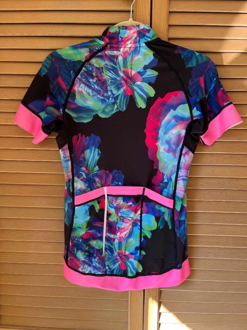 Shebeest Divine Cycling Jersey - Picture 2 of 2